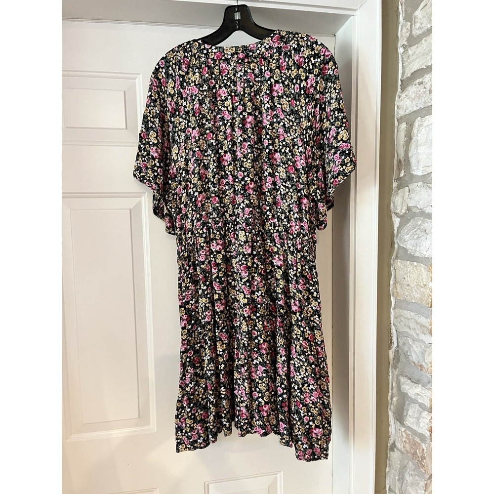 Nemidor Women's Flowy Plus Floral Dress Size 20 Black Pink Rose - Picture 2 of 3